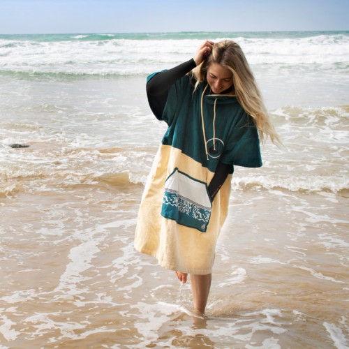 Petrol beach Poncho