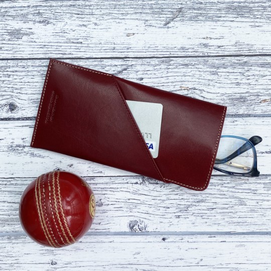 The Spectator Cricket Glasses Case - By THE GAME ™ 